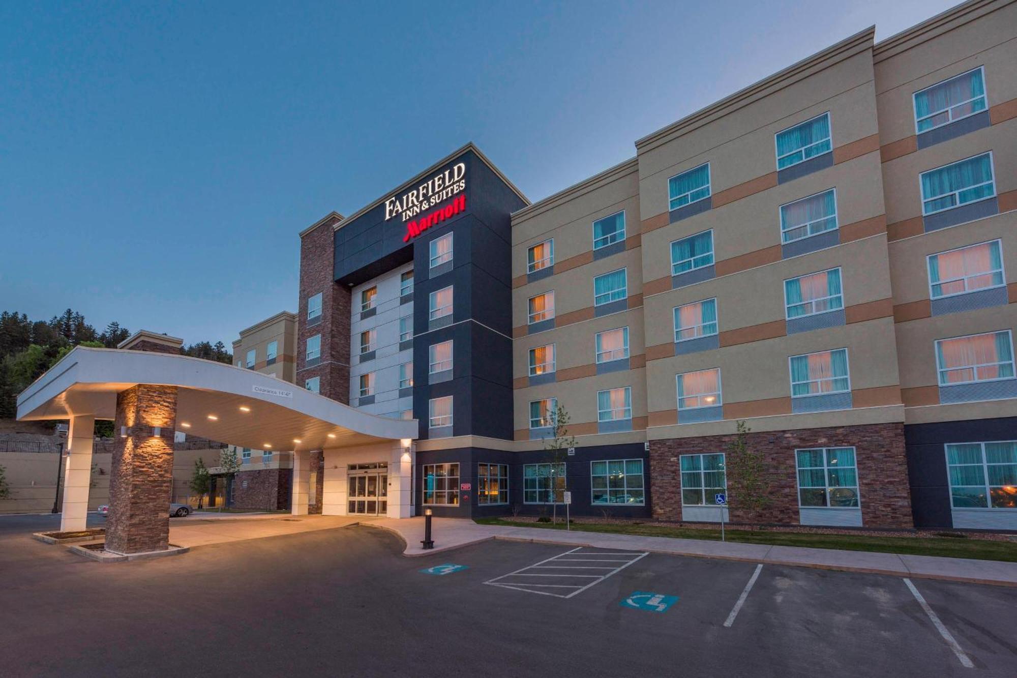 Fairfield Inn & Suites By Marriott Камлупс Екстер'єр фото